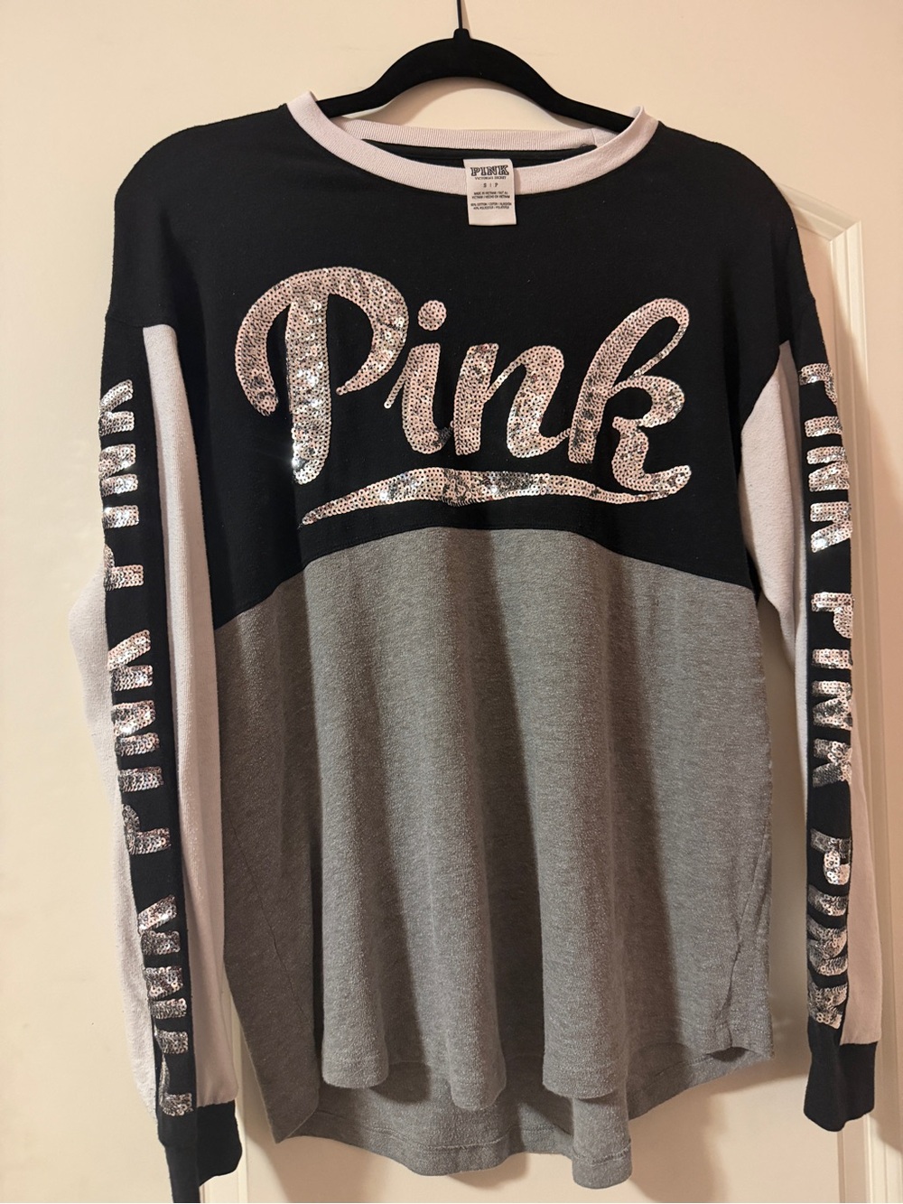 PINK Victoria's Secret Colorblock Long Sleeve Bling Campus Tee. SZ: S.